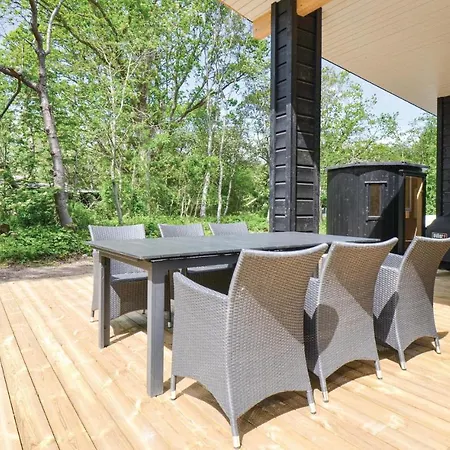 Three-bedroom Holiday In Ebeltoft